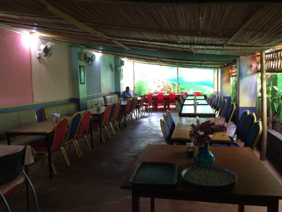 Moti Mahal Bar & Restaurant (Indian) in Jinja