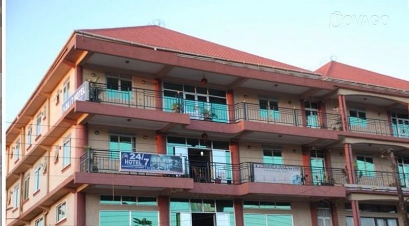 24/7 Hotel